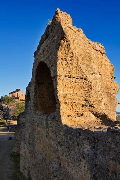 Italia Sicilia Agrigento Templos Griegos Valle Templo De Juno 420 A C