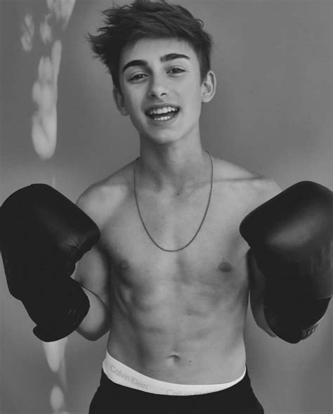 This Is My All Time Favorite Pic Of Him Austin Mahone Johnny Orlando