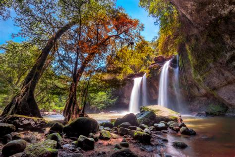 Haew Suwat Waterfall, Thailand jigsaw puzzle in Waterfalls puzzles on TheJigsawPuzzles.com