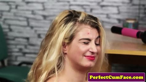 Curvy Uk Babe Gives Blowjob Before Facial