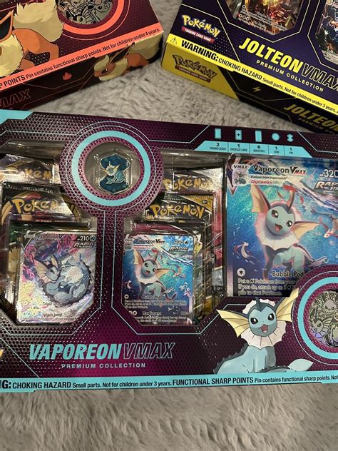 Mavin Pokemon Eevee Evolution Vmax Premium Collection Box Jolteon Flareon Vaporeon Set