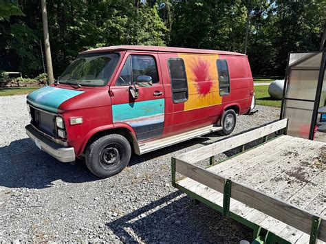 1983 GMC Vandura G1500 · Van - RVs & Campers - Russiaville, Indiana