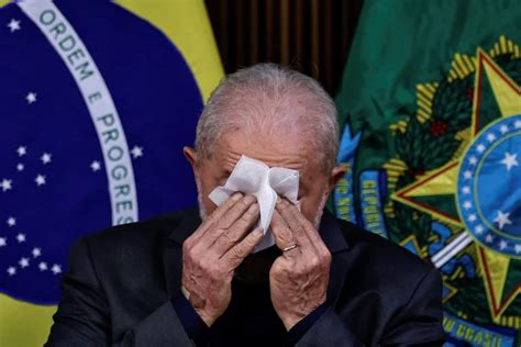Los Incesantes Asaltos A La Democracia De Am Rica Latina