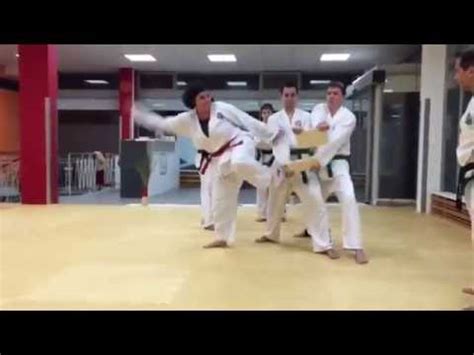 Taekwondo Blackbelt Stuttgart Bruchtest Youtube