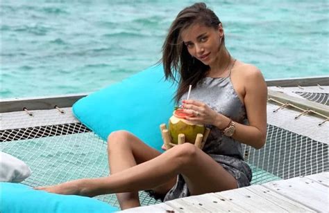 10 Hot Sexy Oana Marica Bikini Pics