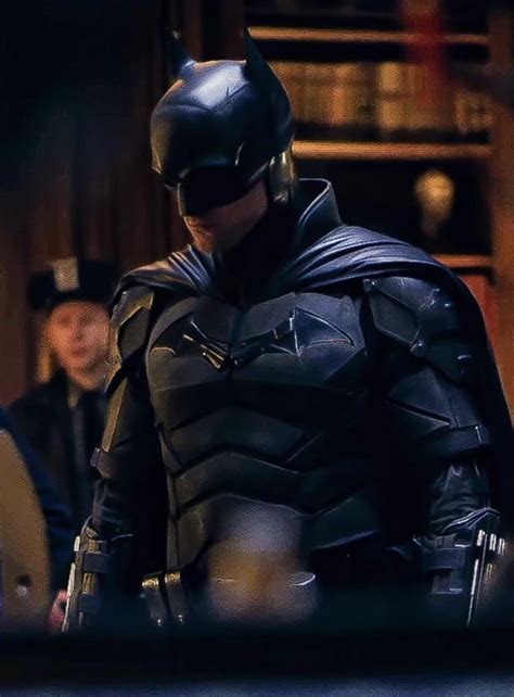 Pattinsons Batsuit Looks Phenomenal In This Picture Rdccinematic