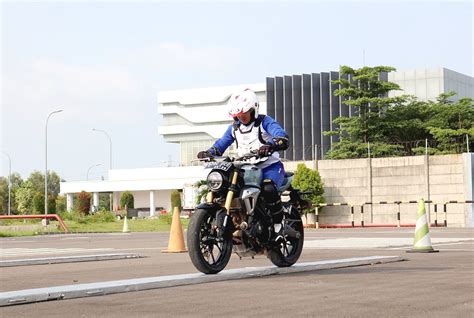 Instruktur Safety Riding Honda Siap Unjuk Gigi Di Kompetisi