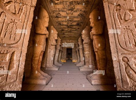 Tempel von ramses ii Fotos und Bildmaterial in hoher Auflösung Alamy