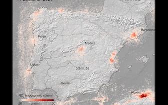 Coronavirus Cala L Inquinamento Nelle Citt Europee Le Immagini Dal