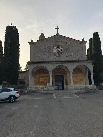 Santuario Della Madonna Del Frassino Peschiera Del Garda Alles