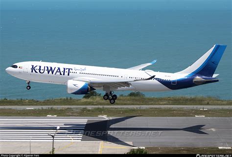 K Apg Kuwait Airways Airbus A Photo By Alperen Yeni Id