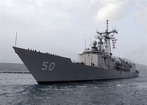 MaritimeQuest - USS Taylor FFG-50 Page 3