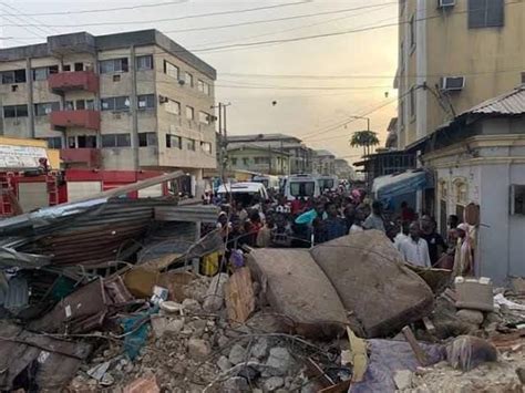 People Trapped As Seven Storey Building Collapse In Lagos Kanyi Daily