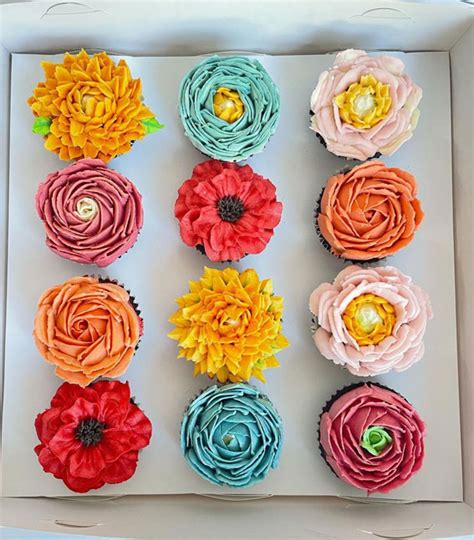 40 Irresistible Cupcake Ideas Colourful Floral Cupcakes