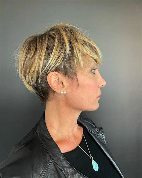 Coupe Courte D Grad E Femme Ans Point Sur Les Tendances Qui