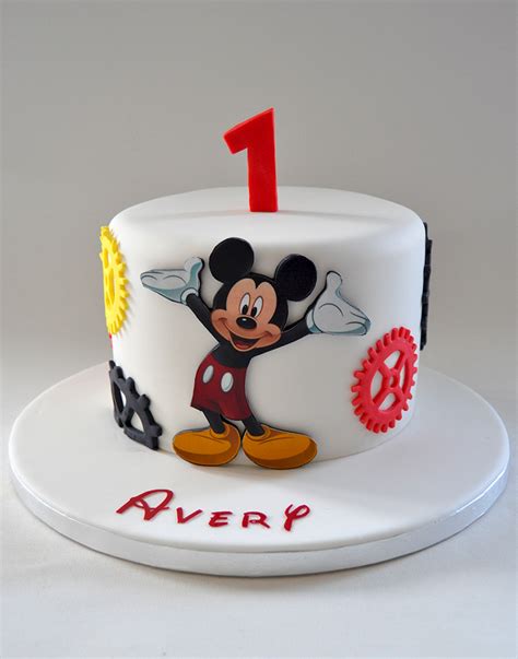 1st Birthday Mickey Mouse Photo Cake | YummyCake