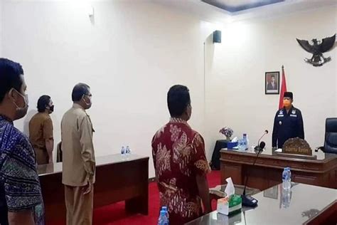 Malam Malam Gubernur Banten Lantik Komisaris Dan Direksi Bumd