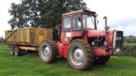 Vintage Thursday Massey Ferguson 1200 Hauling Fodder Beet Youtube