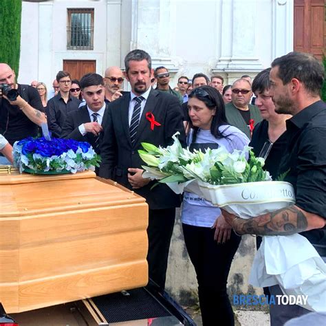 Omicidio Vigonza Folla Per Il Funerale Di Giada Zanola Le Parole Del