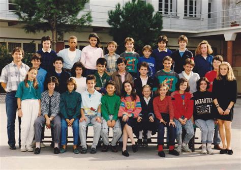 Photo de classe 5eme B de 1987 Collège Saint jean baptiste De La Salle