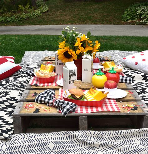 Backyard Picnic Ideas 5 Giggle Living