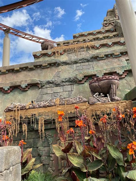 Photos / Video: Knott's Spooky Farm 2023 Features Family-Friendly ...