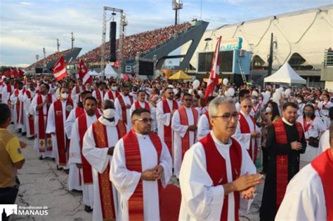 Solenidade de Pentecostes é celebrada por 50 mil fiéis na Arquidiocese