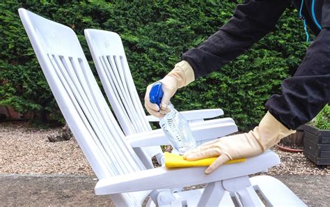 How To Clean White Outdoor Plastic Furniture | Storables