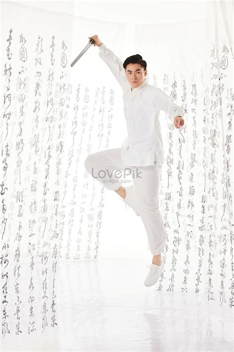 Chinese-style Male Dance Sword Picture And HD Photos | Free Download On ...