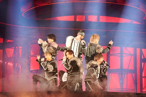 Sixtones「feel Da City」音楽とパフォーマンスが生む熱狂と多幸感 装苑online