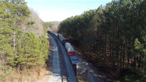 L Leads Through Lawrenceville Trainvideo Csx Railroad