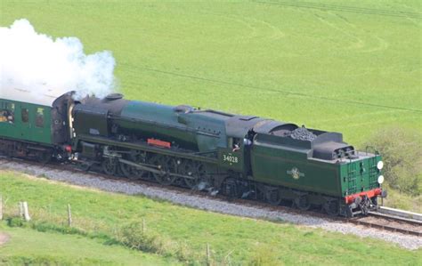 216267 Passengers An Excellent 2014 For The Swanage Railway Loco Yard