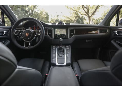 2015 Porsche Macan: 14 Interior Photos | U.S. News