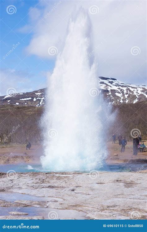 Strokkur Geysir Iceland Stock Image Image Of Blue Haukadalur 69610115