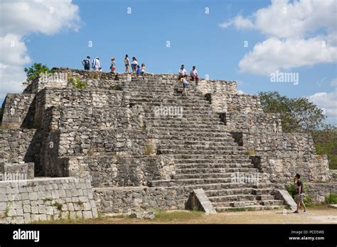 Structure Mayan Ruins Dzibilchaltun Archaeological Site To