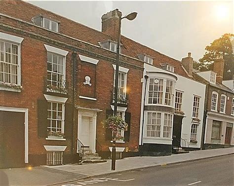 THE 10 CLOSEST Hotels to Premier Inn Colchester (A12) Hotel