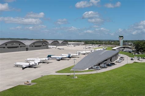 Farnborough Airport Named Fbo Of The Year In The Air Charter Excellence