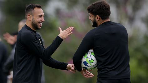 Corinthians Faz Penúltimo Treino Antes De Enfrentar Rb Bragantino