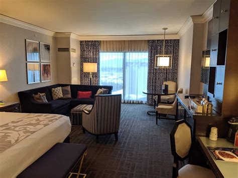 Caesars Palace Augustus Premium Room Review | SingleFlyer