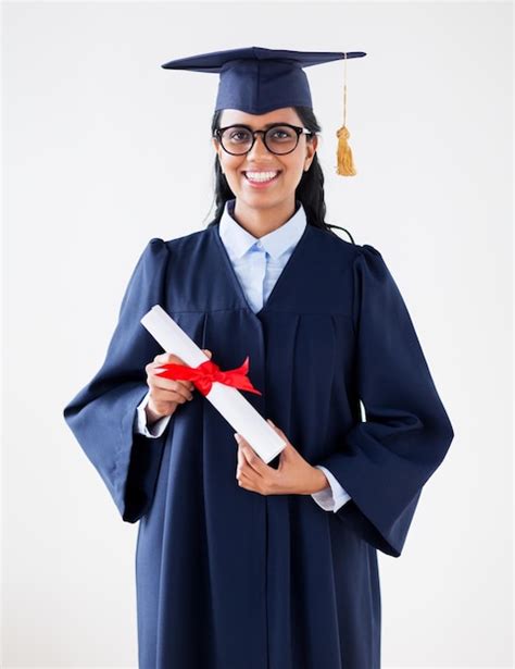 Concepto De Educaci N Graduaci N Y Personas Mujer Estudiante Feliz