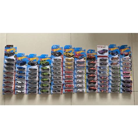 Ch I Xe Hot Wheels C C Lo I Ch N M U Shopee Vi T Nam