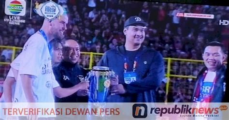 Juara Liga 1 Bri 20222023 Psm Makassar Juga Raih Pelatih Dan Pemain Terbaik