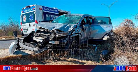 Hoy Tamaulipas Accidente En Tamaulipas Vuelca Mujer En Su Camioneta Y