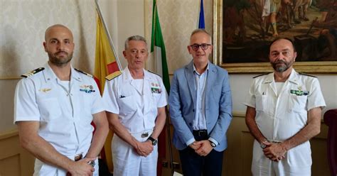 Civitanova Ciarapica Incontra L Ammiraglio E Comandante Delle