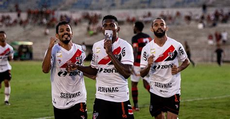 Ferroviário vence o Campinense e volta ao G4 da Copa do Nordeste