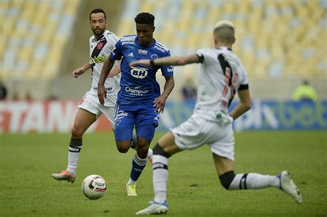 A Gazeta Em Jogo Decisivo Cruzeiro E Vasco Se Enfrentam Nesta Quarta