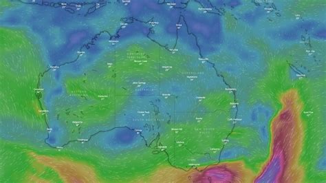 Cairns cyclone threat: Thunderstorm breaks as extreme weather ...