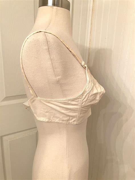 Vintage 1950s Bullet Bra Cage Bra Young Look Wonderbr… Gem