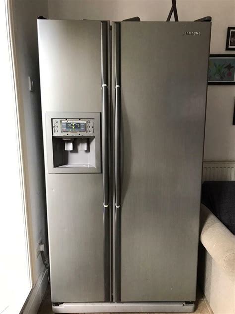 Samsung American Style Double Door Fridge Freezer Silver Ice Machine And Water In Sheffield