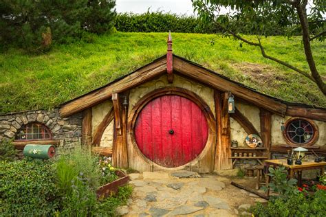 Revisiting Hobbiton | Lord of The Rings - Racheal Christian Photography